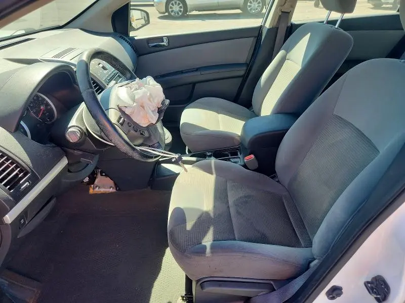 2011 NISSAN SENTRA 2.0  