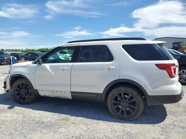 2017 FORD EXPLORER XLT  