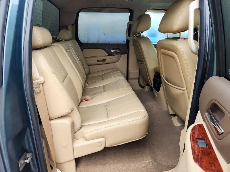 2010 CHEVROLET SILVERADO K3500 LTZ  
