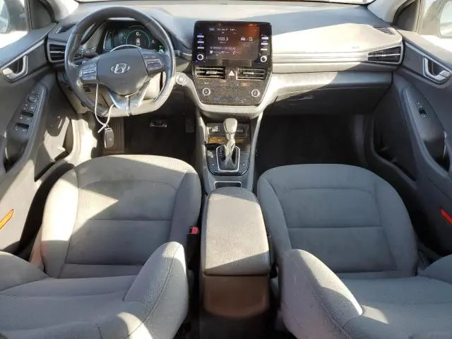 2022 HYUNDAI IONIQ SE  