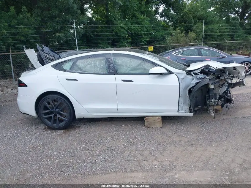 2022 TESLA MODEL S PLAID TRI MOTOR ALL-WHEEL DRIVE