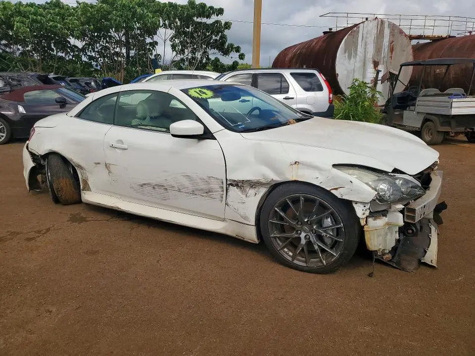2014 INFINITI Q60 IPL  