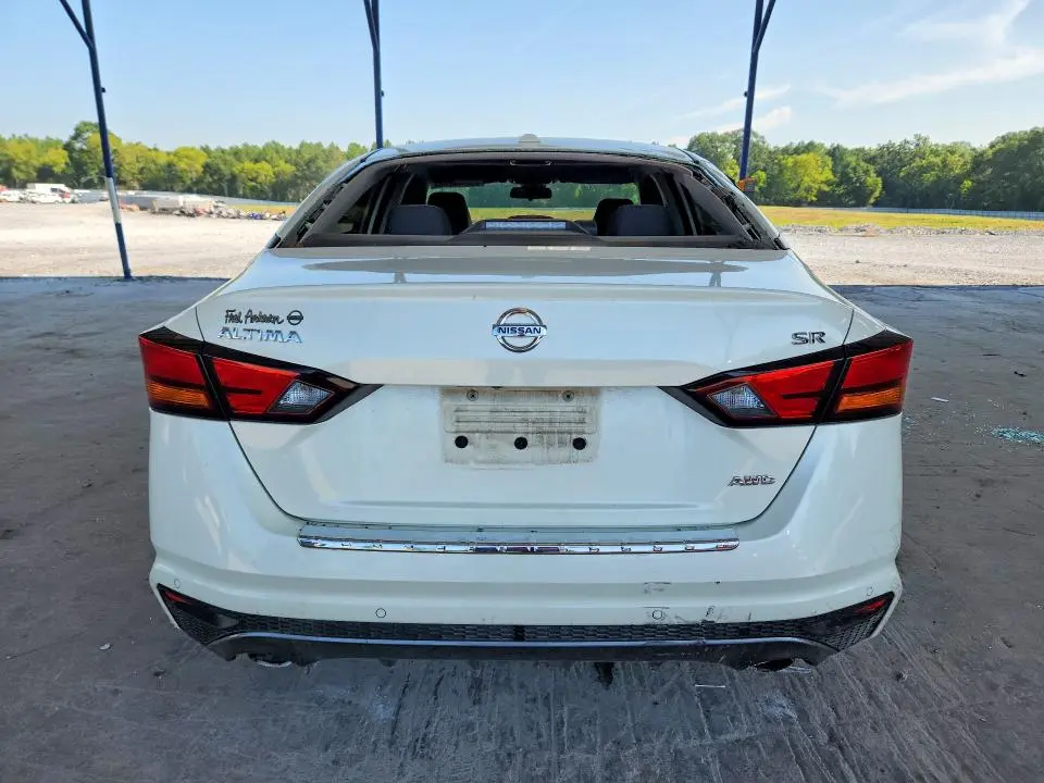 2020 NISSAN ALTIMA SR  