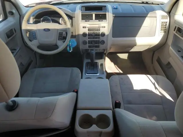 2010 FORD ESCAPE XLT  