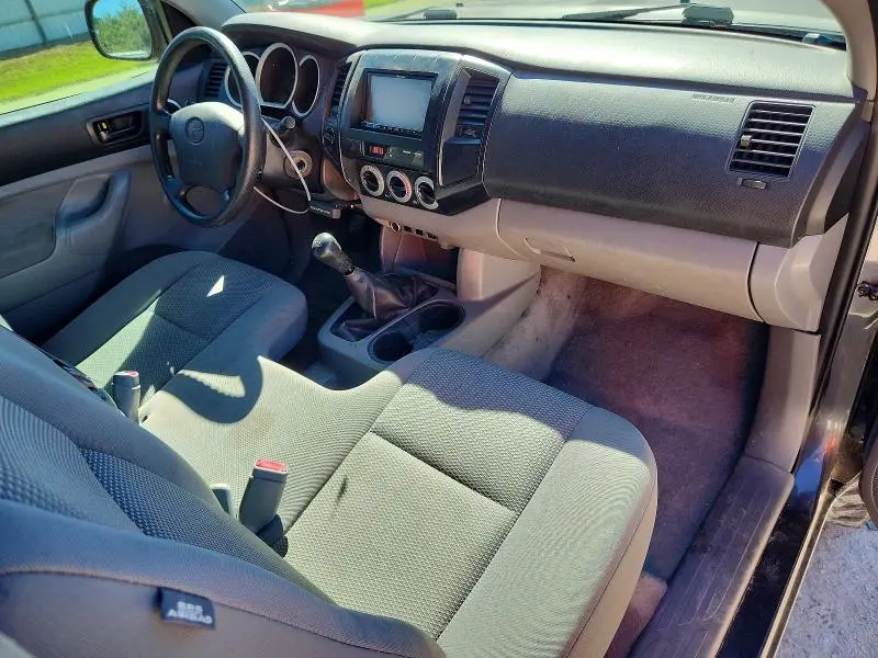 2010 TOYOTA TACOMA BASE  