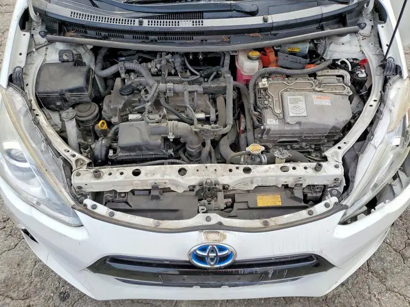 2015 TOYOTA PRIUS C THREE  