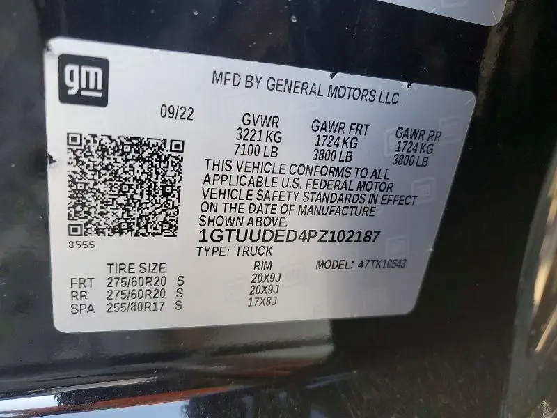 2023 GMC SIERRA K1500 SLT  