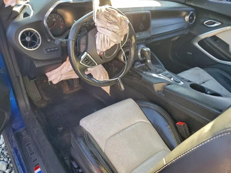 2017 CHEVROLET CAMARO LT  