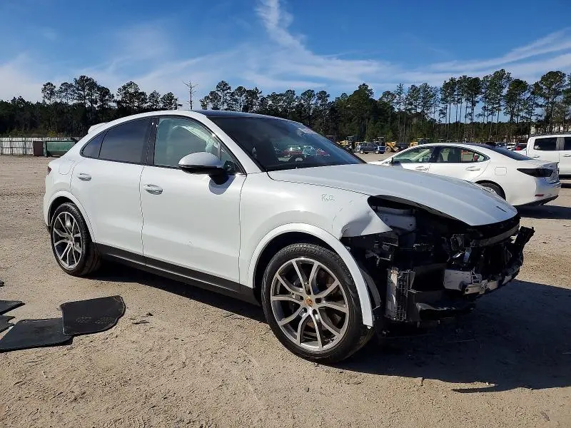2021 PORSCHE CAYENNE COUPE  