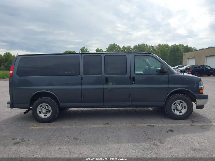 2017 CHEVROLET EXPRESS 3500 LT