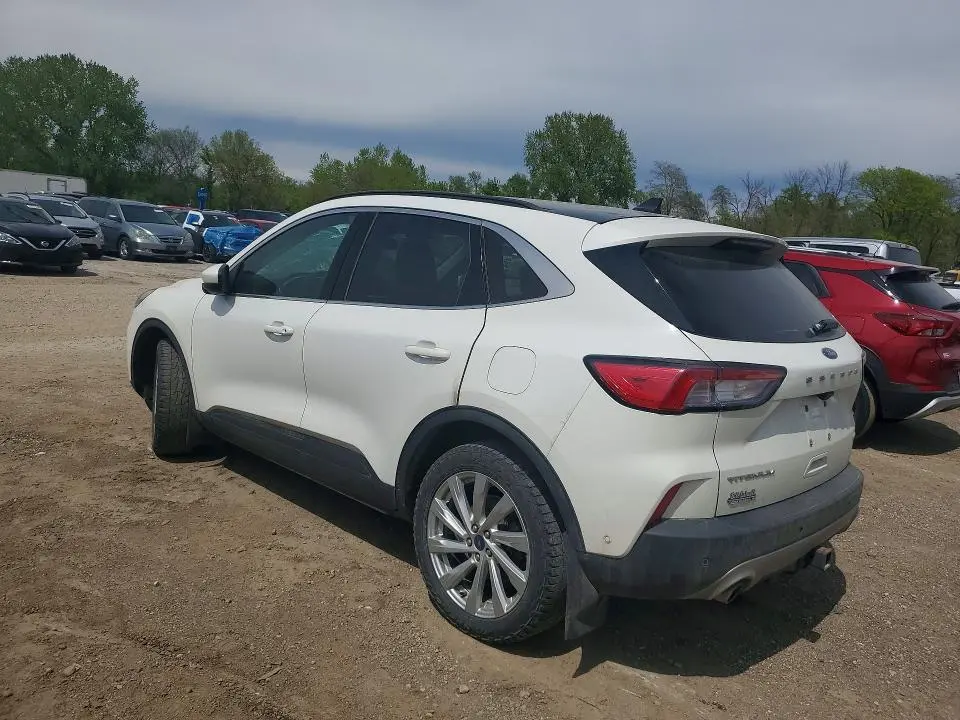 2022 FORD ESCAPE TITANIUM  