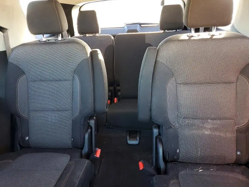 2019 CHEVROLET TRAVERSE LT  