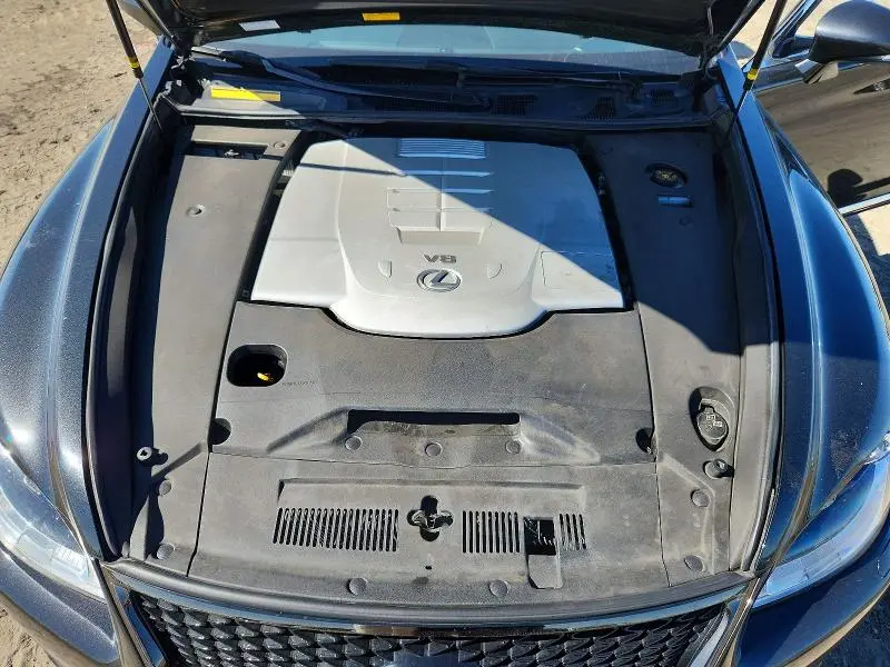 2017 LEXUS LS 460  