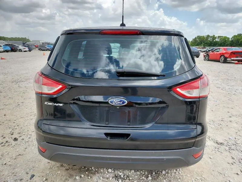 2016 FORD ESCAPE S  