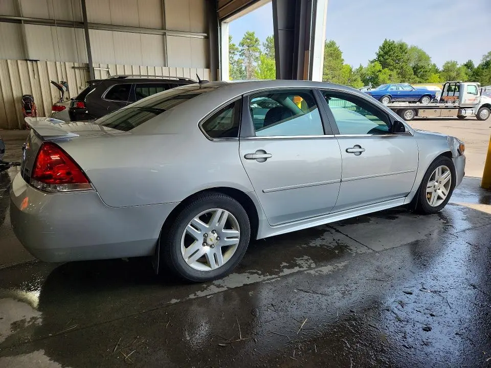 2010 CHEVROLET IMPALA LT  