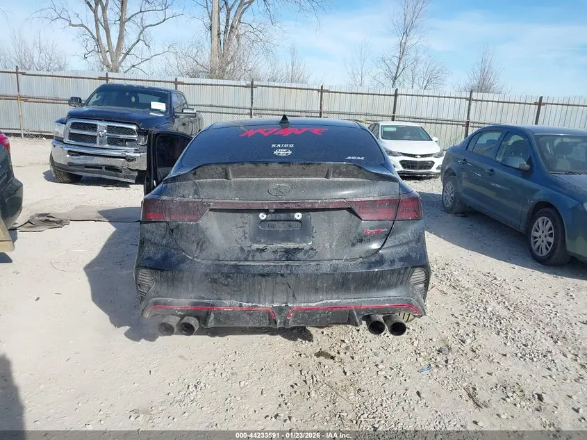 2023 KIA FORTE GT