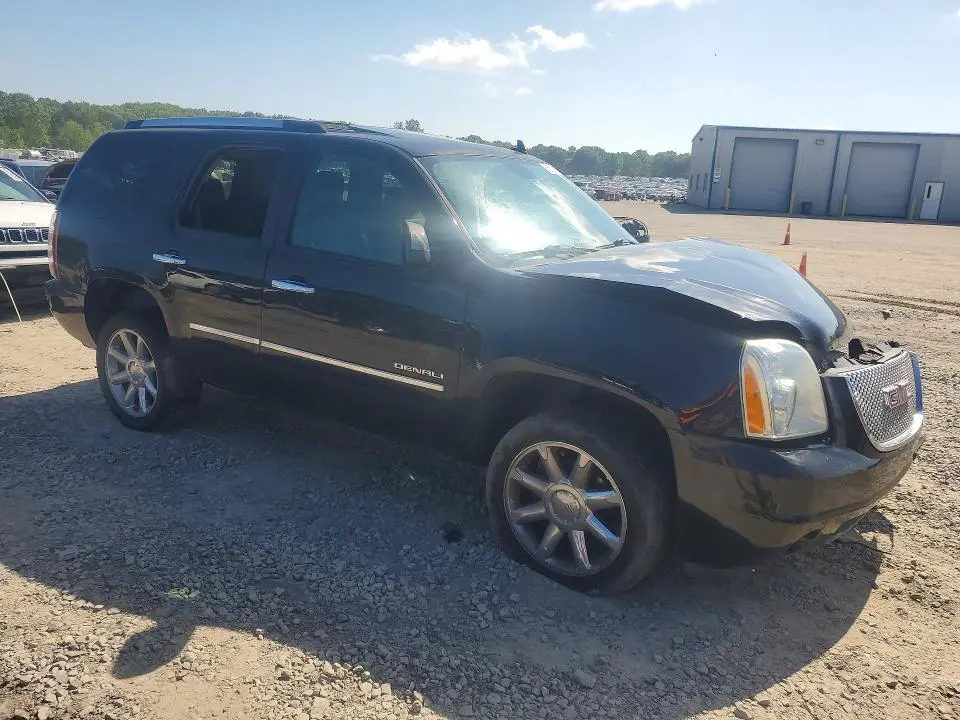 2014 GMC YUKON DENALI  