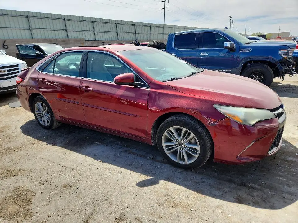 2017 TOYOTA CAMRY SE  
