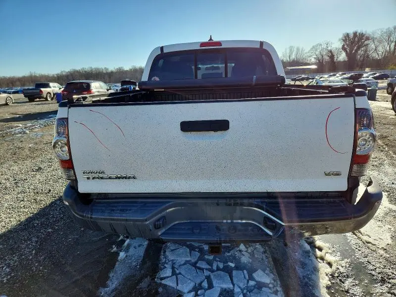 2015 TOYOTA TACOMA DOUBLE CAB  