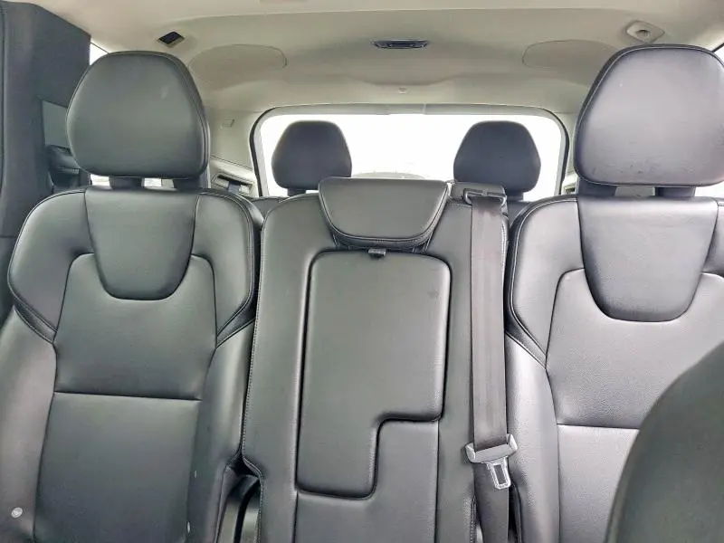2018 VOLVO XC90 T5  