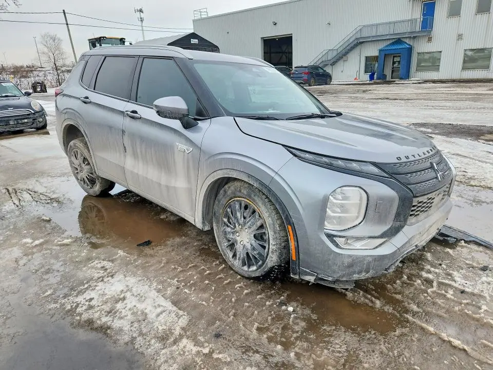 2023 MITSUBISHI OUTLANDER SEL  