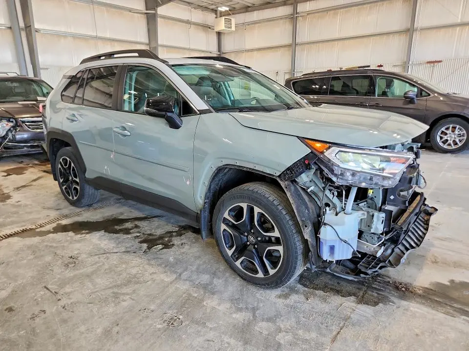 2019 TOYOTA RAV4 ADVENTURE  