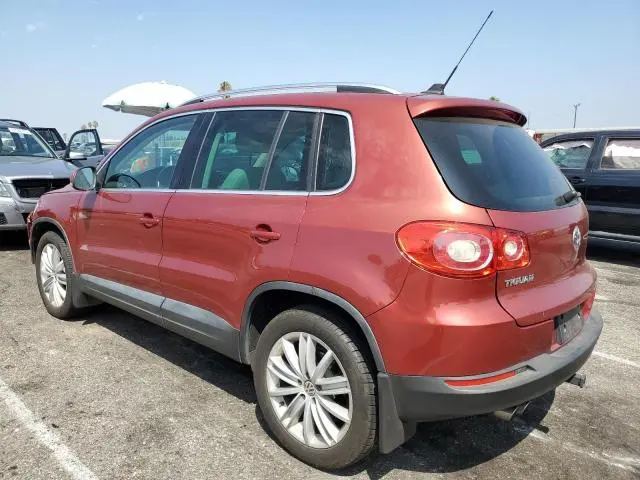 2011 VOLKSWAGEN TIGUAN S  
