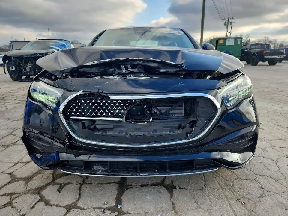 2025 MERCEDES-BENZ E 350  