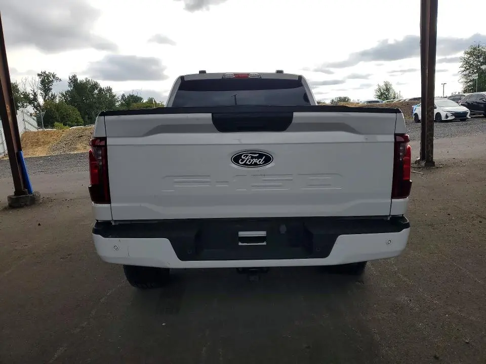 2024 FORD F150 STX  