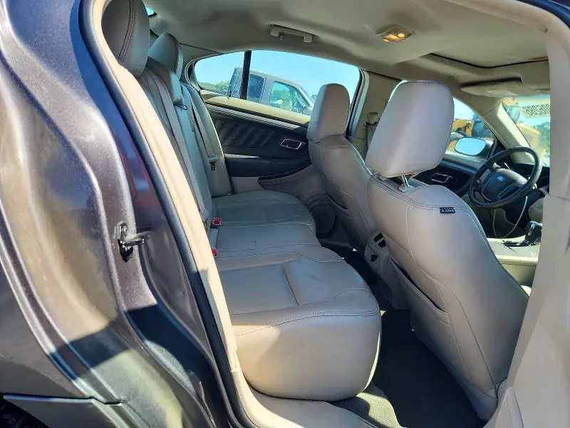 2011 FORD TAURUS SEL  