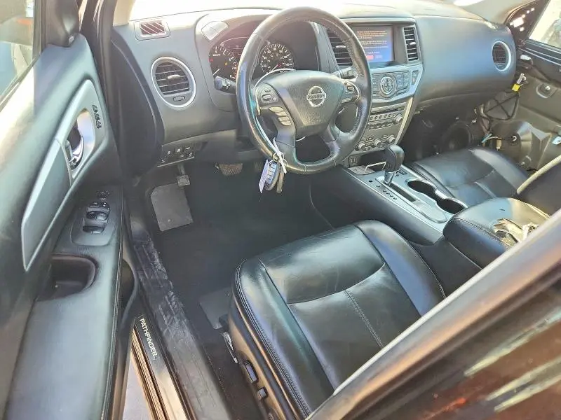 2018 NISSAN PATHFINDER SL  