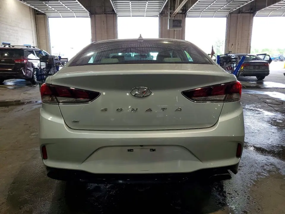 2019 HYUNDAI SONATA SE  