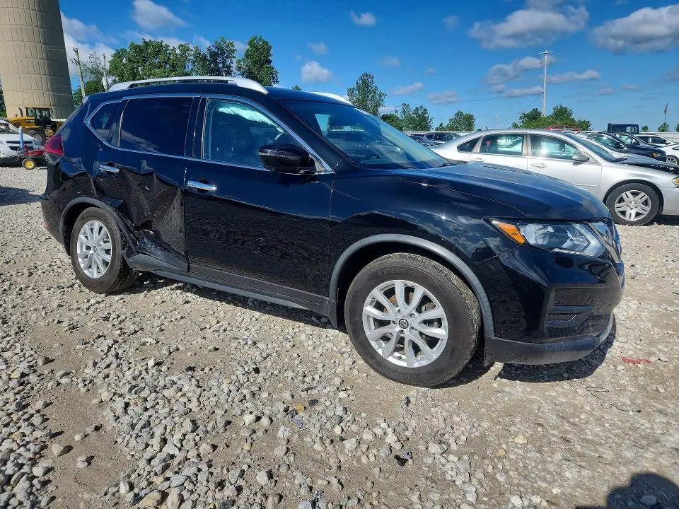 2018 NISSAN ROGUE SV  