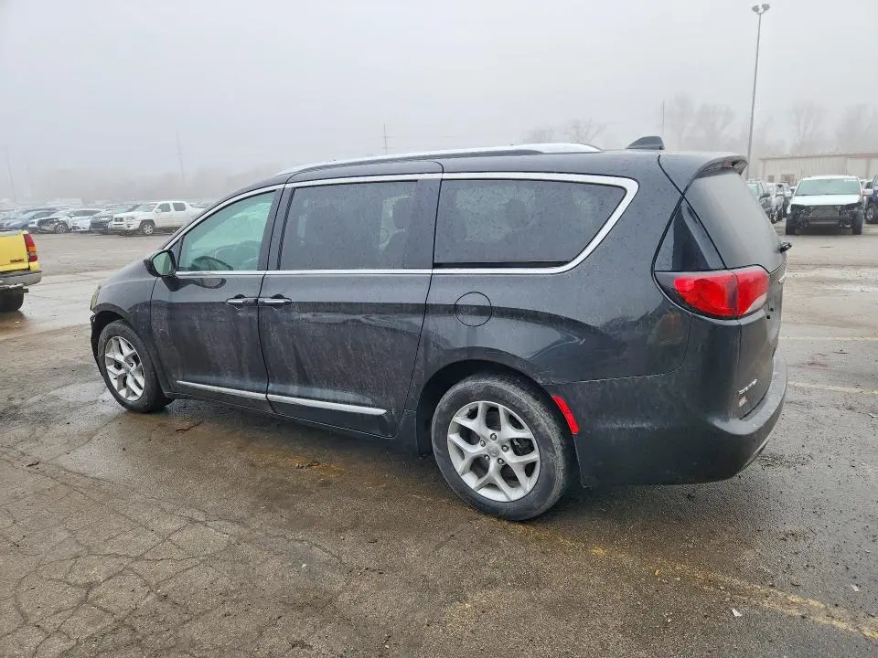 2019 CHRYSLER PACIFICA TOURING L PLUS  