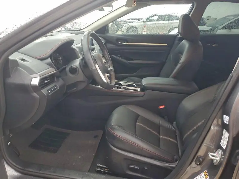 2024 NISSAN ALTIMA SR  