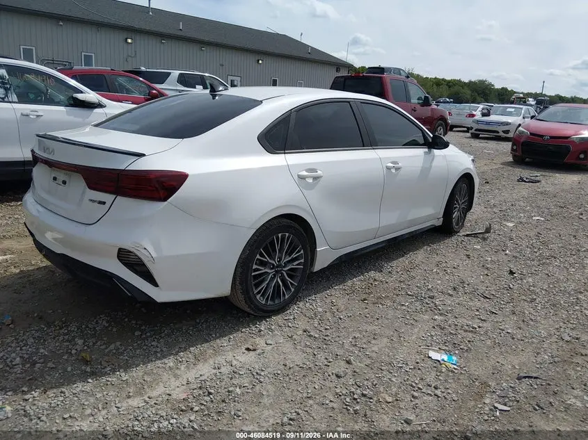 2022 KIA FORTE GT-LINE