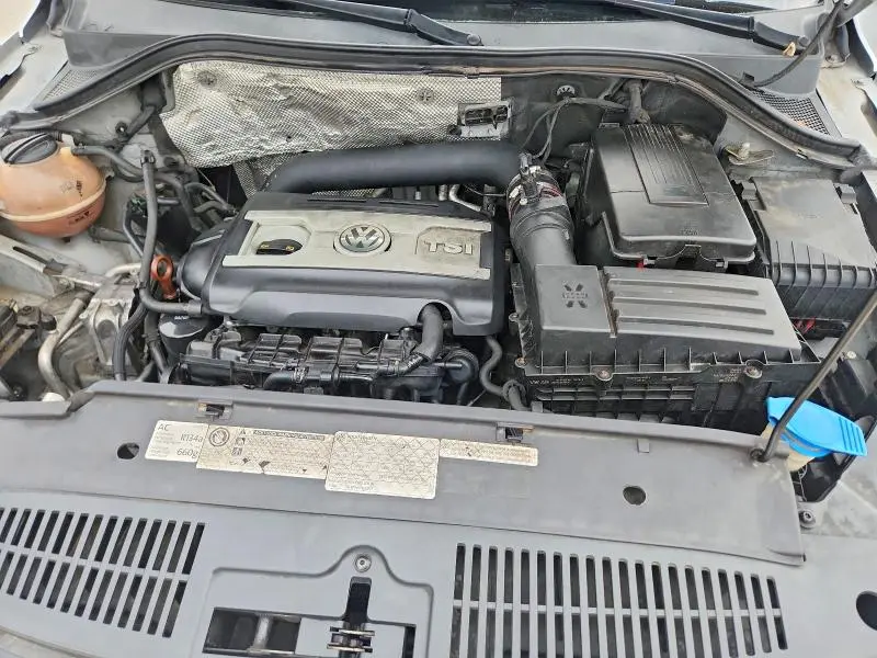 2013 VOLKSWAGEN TIGUAN S  