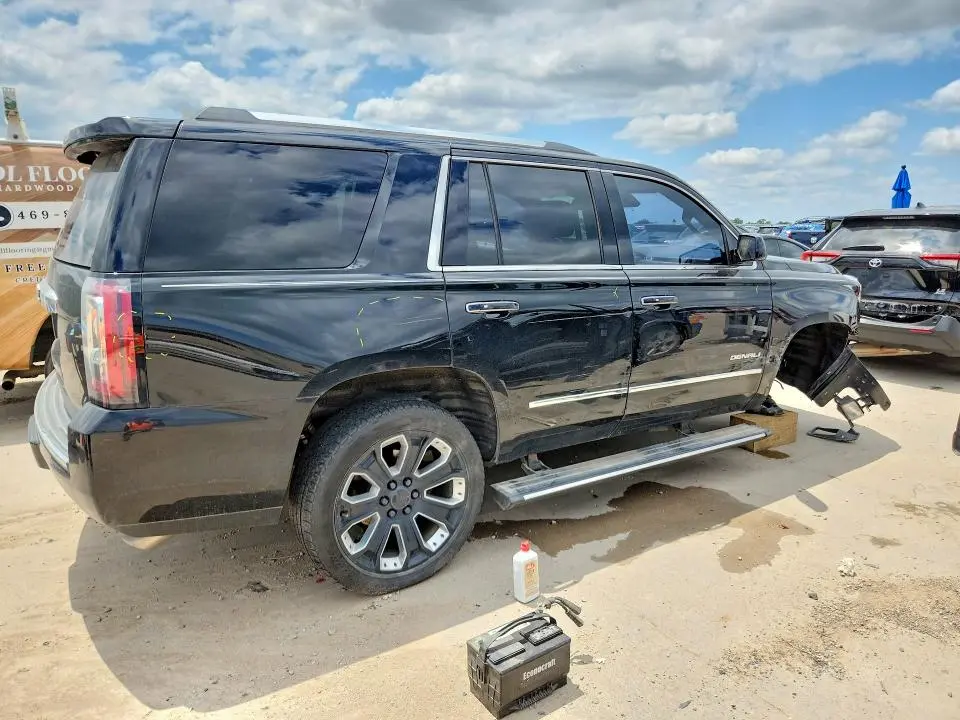 2020 GMC YUKON DENALI  