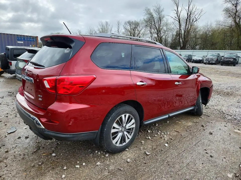 2018 NISSAN PATHFINDER SV  