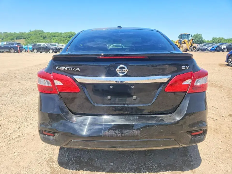 2019 NISSAN SENTRA SV  