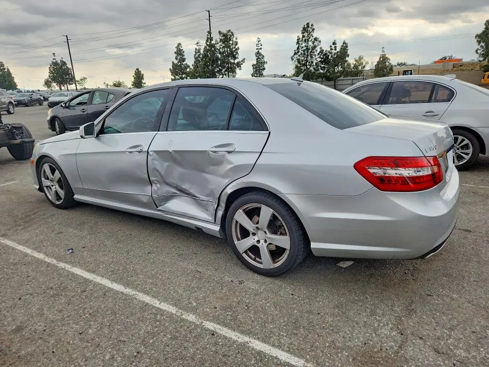 2010 MERCEDES-BENZ E 350  
