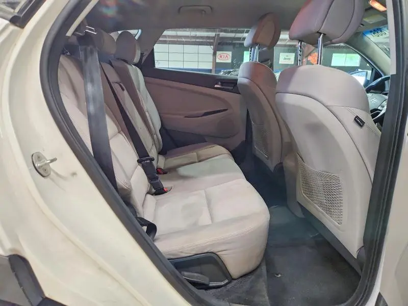 2016 HYUNDAI TUCSON SPORT  