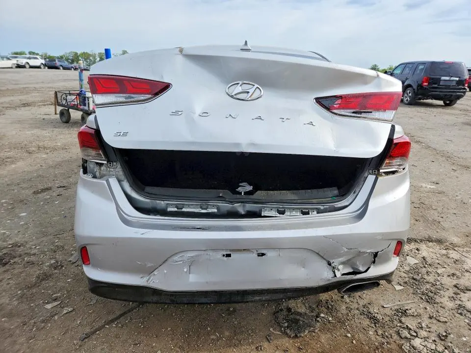 2018 HYUNDAI SONATA SE  