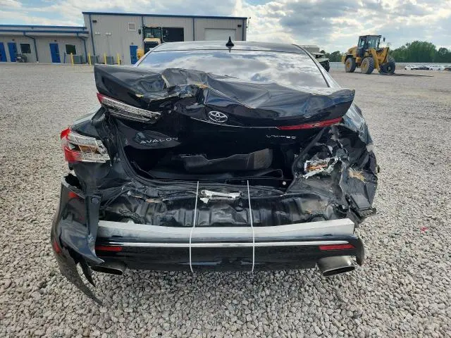 2016 TOYOTA AVALON LIMITED  