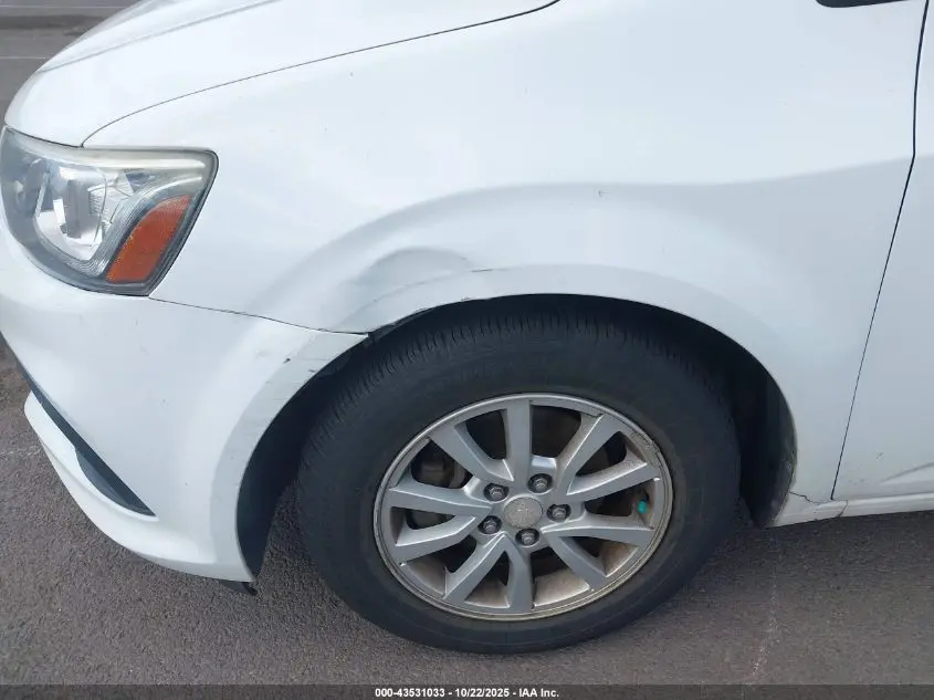 2017 CHEVROLET SONIC LT AUTO