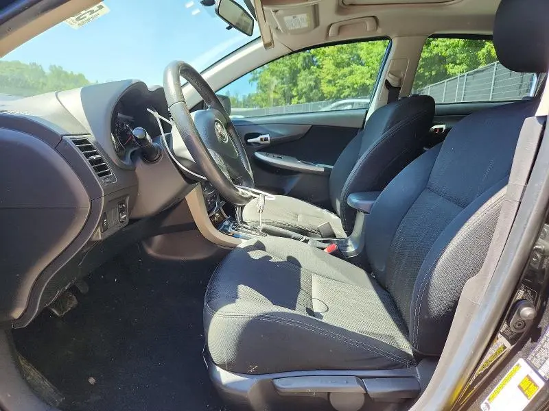 2013 TOYOTA COROLLA S  