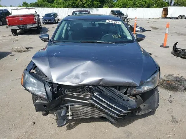2012 VOLKSWAGEN PASSAT S  