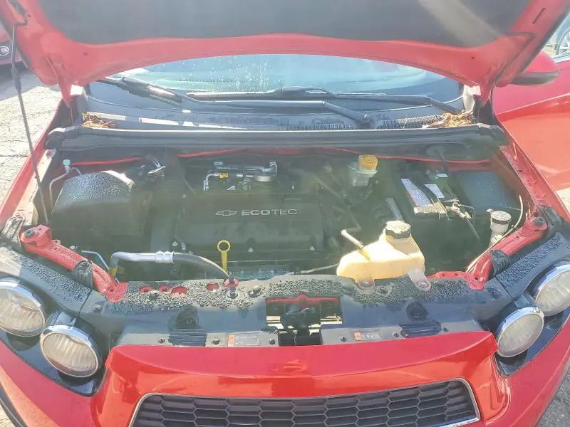 2015 CHEVROLET SONIC LT  