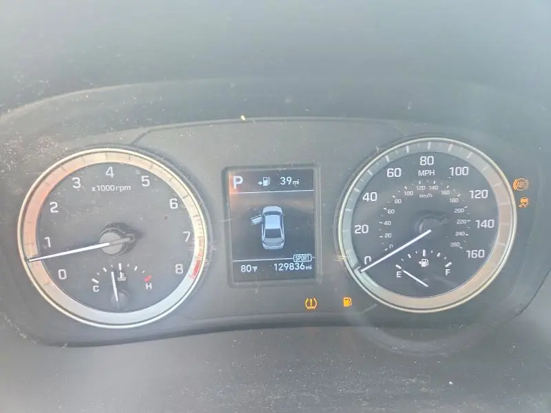 2018 HYUNDAI SONATA SE  