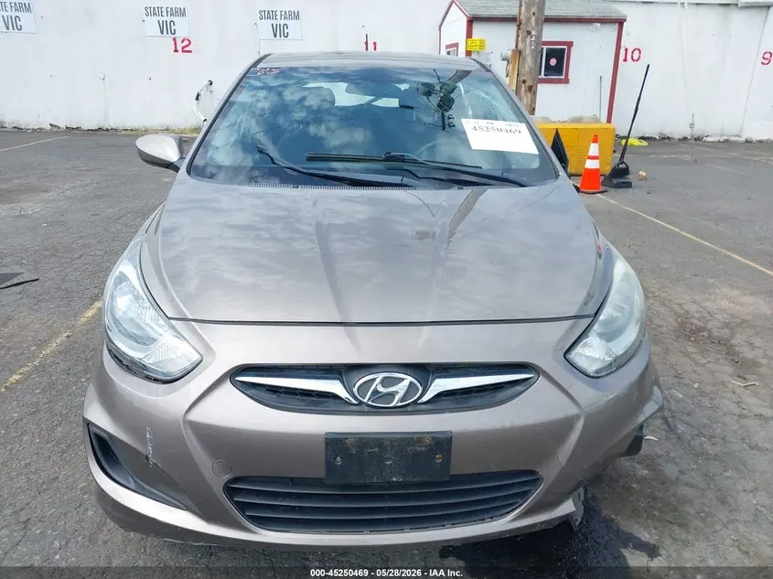 2014 HYUNDAI ACCENT GS